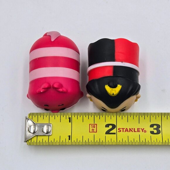 Disney Tsum Tsum Cheshire Cat Queen Of Hearts From Alice In Wonderland PVC Toy - Picture 8 of 8